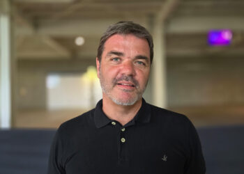 Carlos Santabaya, Sales Manager de AMD para Latinoamérica: “Los retailers que integran modelos híbridos están bien posicionados para el futuro”