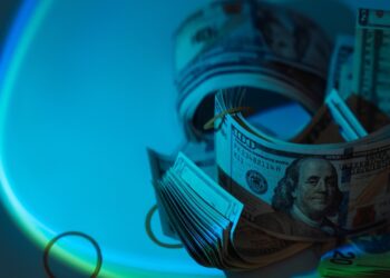 Delitos financieros crecen con tecnologías emergentes