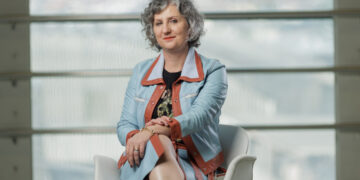 Inteligencia artificial en la industria, una revolución que exige ‘hacer la tarea’: Angela Gheller de TOTVS.