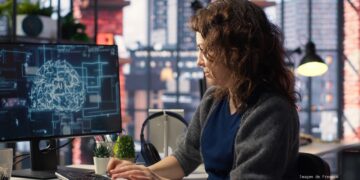 Pymes adoptan inteligencia artificial