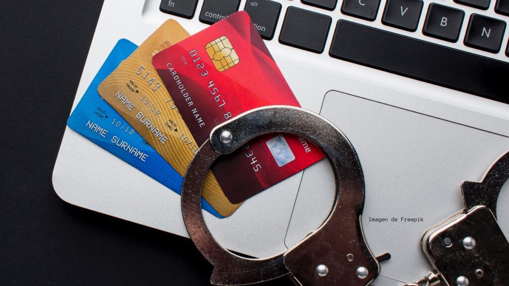 Identidades sintéticas y bots agentes