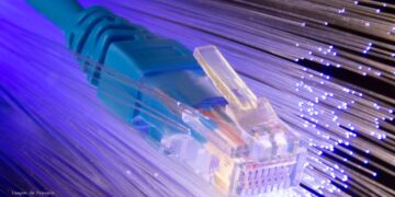 Fibra óptica en IA